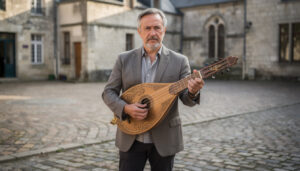 découvrez la reconstitution fidèle d'une citole médiévale présentée par françois montaufray à avranches, une plongée unique dans l'histoire et l'artisanat médiéval.